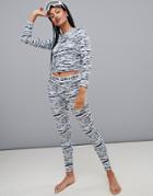 Billabong Warm Up Base Layer Tech Leggings In Black/white