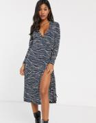 B. Young Wrap Midi Dress In Abstract Print-black