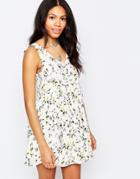 Daisy Street Dress In Simple Floral Print - Cream Floral