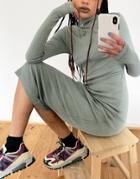 Weekday Ella Ribbed Body-conscious Midi Dress In Dusty Green