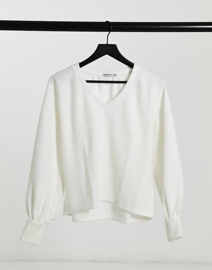 Stradivarius V-neck Brushed Ribbed Top In Ecru-white