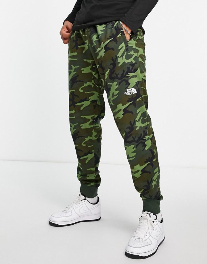 The North Face Nse Sweatpants In Camo-green