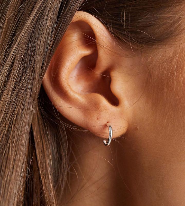 Kingsley Ryan 10mm Chunky Huggie Hoop Earrings In Sterling Silver