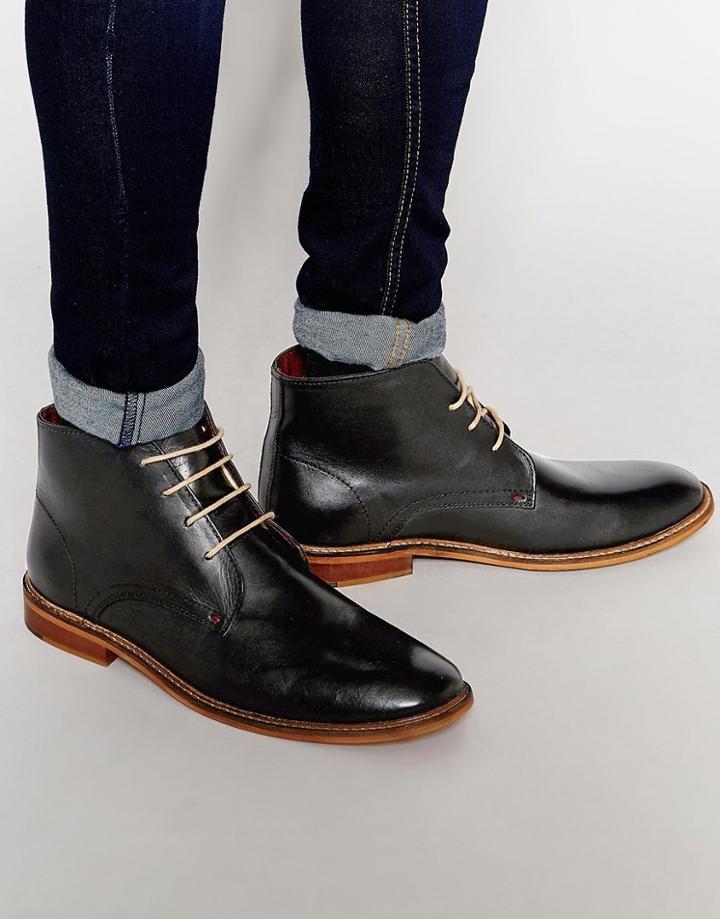 Unsung Hero Lace Up Boots In Black Leather - Black