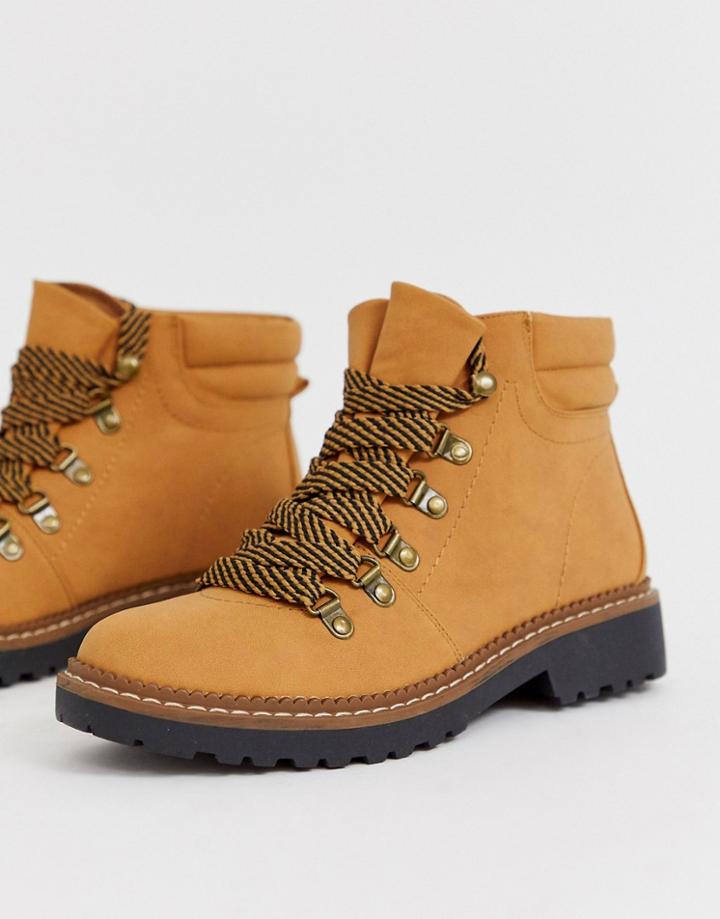 Park Lane Flat Boots With Contrast Laces-tan