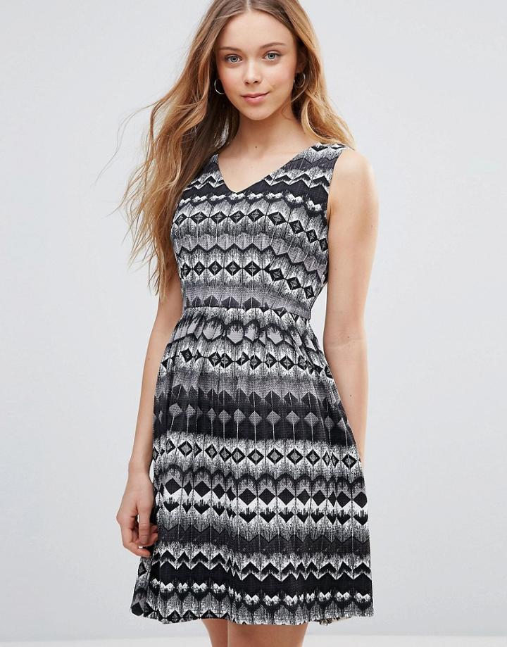 Yumi Dress In Geometric Diamond Print - Multi