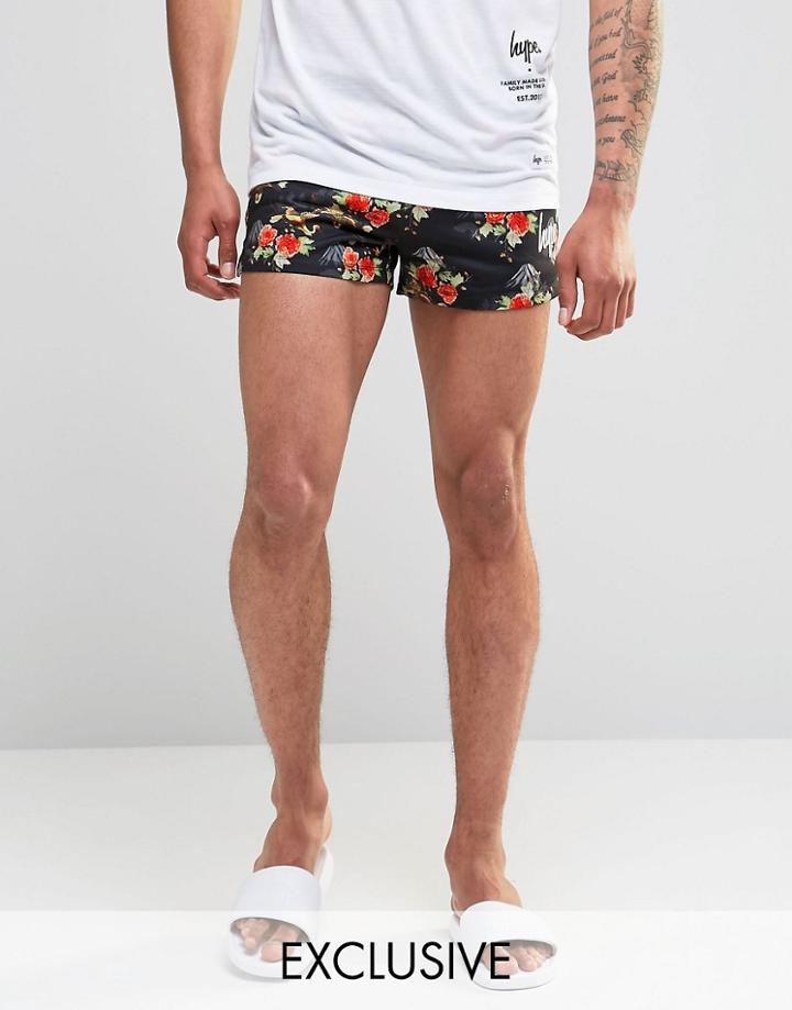 Hype Retro Shorts In Mountain Print - Black