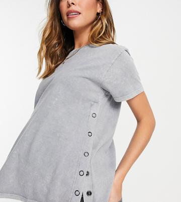 Asos Design Maternity Nursing T-shirt With Snap Side In Lightwash Charcoal-gray