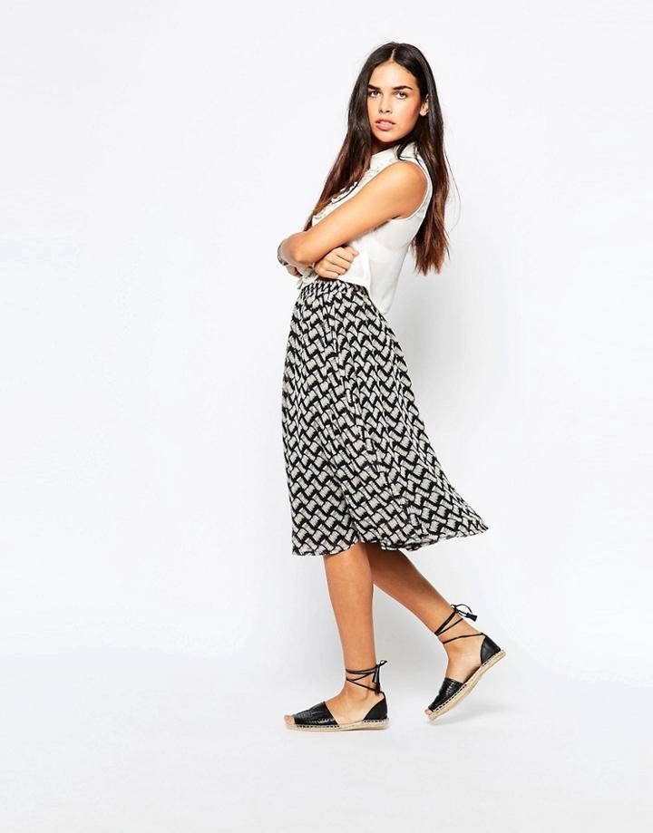 Goldie Quartered Skirt In Sketch Print - Multi