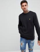 Lyle & Scott Sweatshirt With Front Pocket In Black - Black