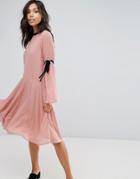 Vero Moda Tie Sleeve Skater Dress - Pink