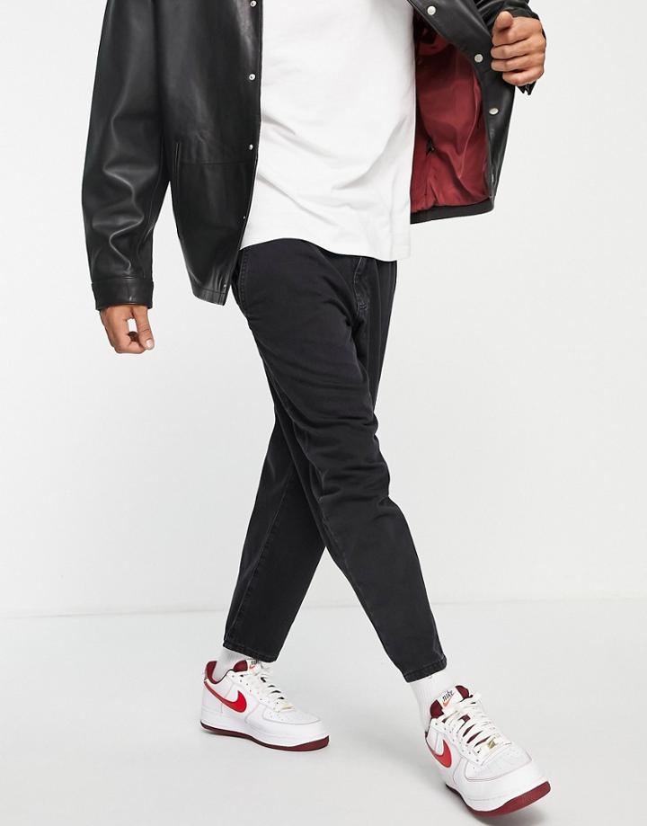 Pull & Bear Balloon Fit Jeans In Black