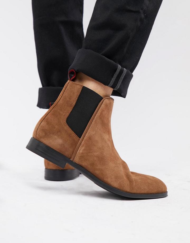 Hugo Boheme Suede Chelsea Boot In Tan - Tan