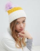 Pull & Bear Chenille Bobble Hat With Faux Pom Pom - Cream