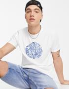 Pretty Green Blake Paisley T-shirt In White
