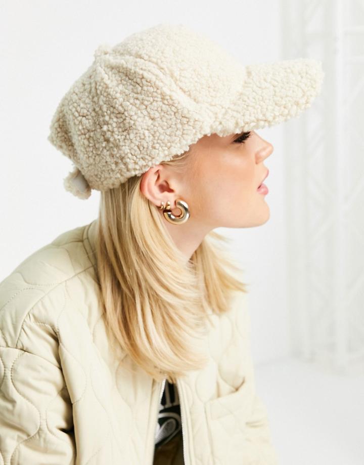 Pieces Fleece Cap In Cream-white