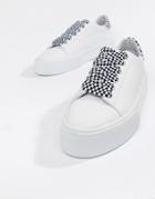 Pull & Bear Check Lace Up Flatform Sneaker In White - White