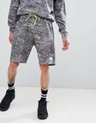 Mennace Washed Camo Shorts In Gray - Gray