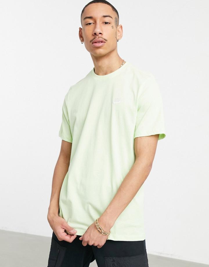 Nike Club T-shirt In Lime-green