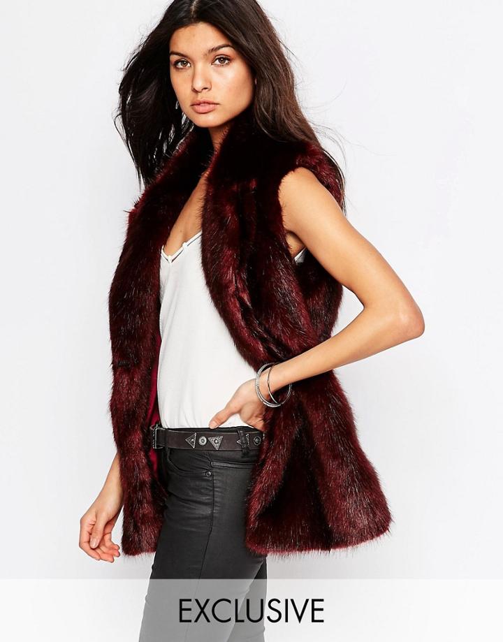 Helene Berman Luxurious Faux Fur Vest In Burgundy - Red