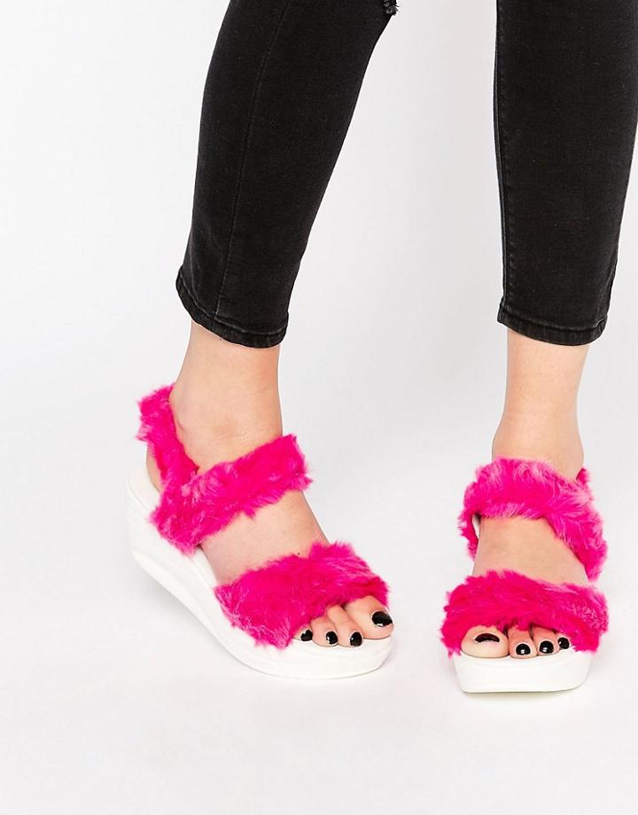Yru Flatform Wedge Faux Fur Strap Sandals - White