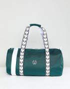 Fred Perry Track Barrel Bag In Green - Green