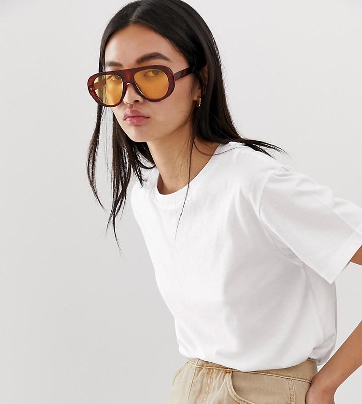 Weekday Relaxed Fit Crew Neck T-shirt In White