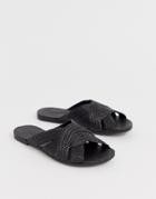Vagabond Tia Black Woven Flat Sandals - Black