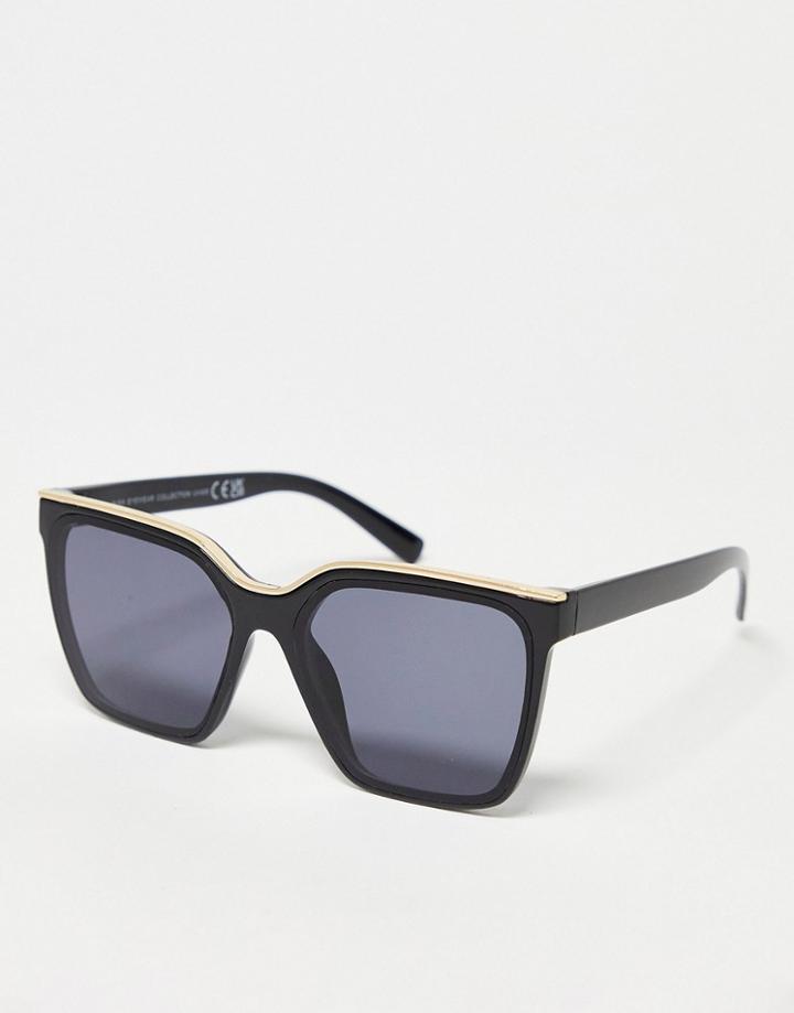 Svnx Oversized Cat Eye Sunglasses In Black