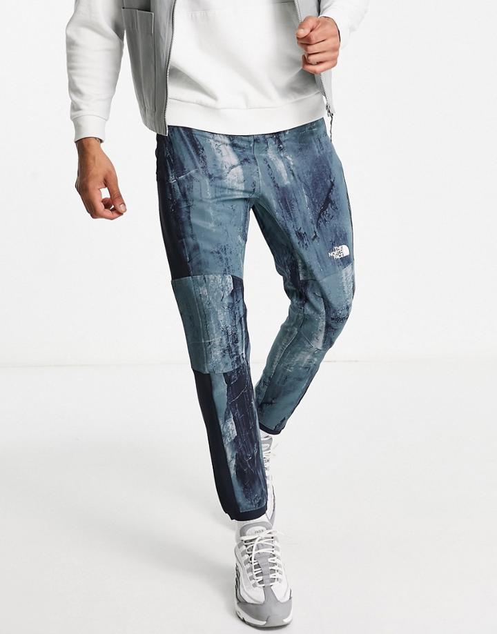 The North Face Tekware Printed Sweatpants In Navy