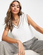 Hollister Knitted Sweater Vest In Cream-white