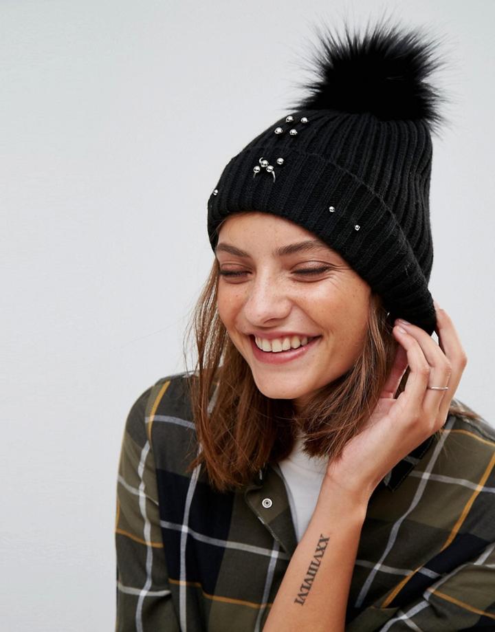 Stradivarius Fluffy Bobble Hat - Black