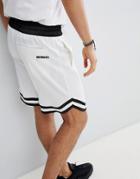 Mennace Basketball Sateen Shorts In White - White