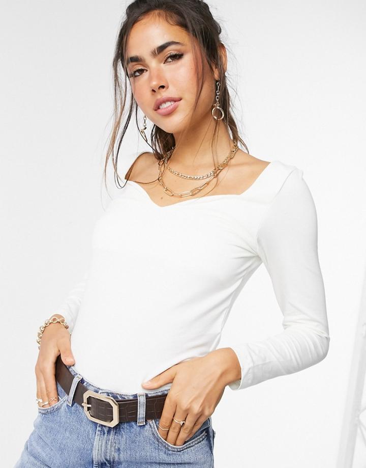 Vero Moda Top With Sweetheart Neckline In White