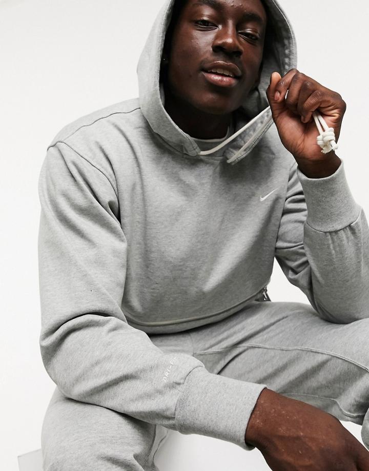 Nike Basketball Standard Issue Hoodie In Gray-grey