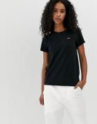 Levi's Perfect White T Shirt With Chest Logo In Black
