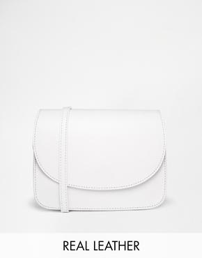 Vagabond Leather Crossbody Bag In White - White
