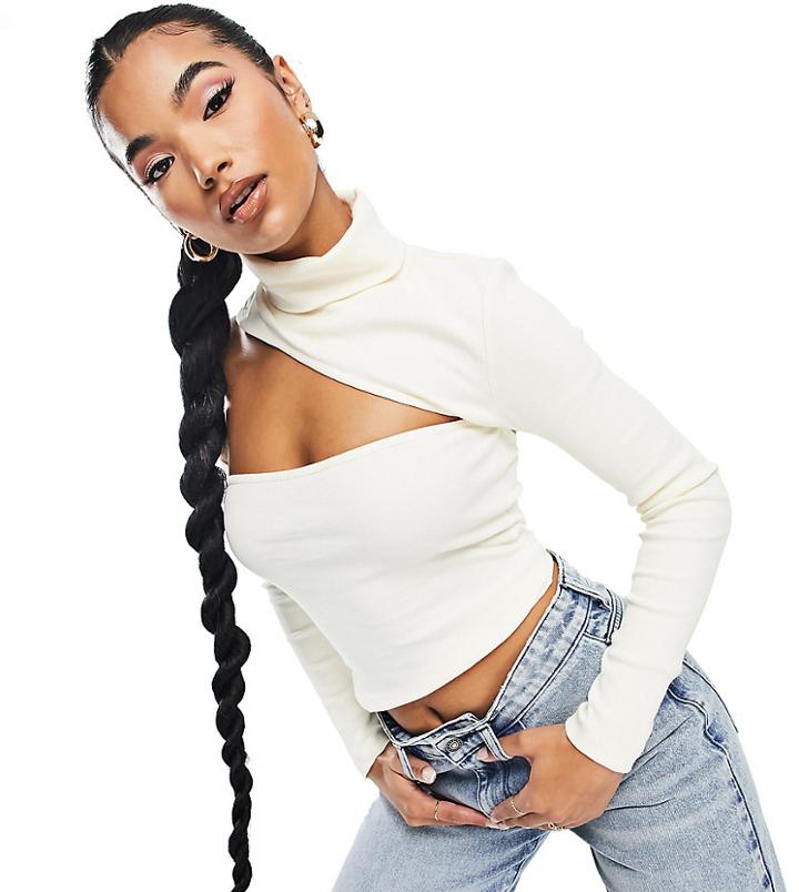 Asyou Cut Out Neckline Top In Cream-white