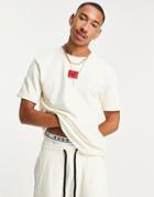 Hugo Dorkshire Relaxed Fit Short Sleeve Sweatshirt In White-neutral