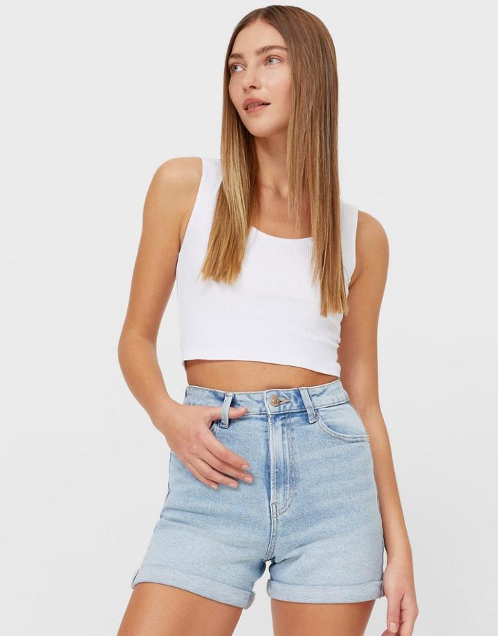 Stradivarius Slim Mom Denim Short In Light Wash-blues