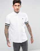 Fred Perry Short Sleeve Oxford Shirt With Striped Cuff In White - White