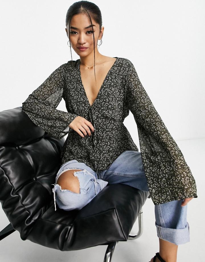In The Style X Dani Dyer Plunge Detail Tie Front Blouse In Winter In Paisley Print-multi