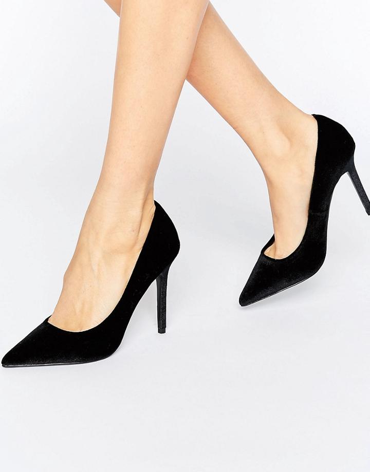 Warehouse Point Velvet Pumps - Black