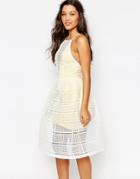 Missguided Grid Lace Prom Dress With Contrast Lining - Lemon