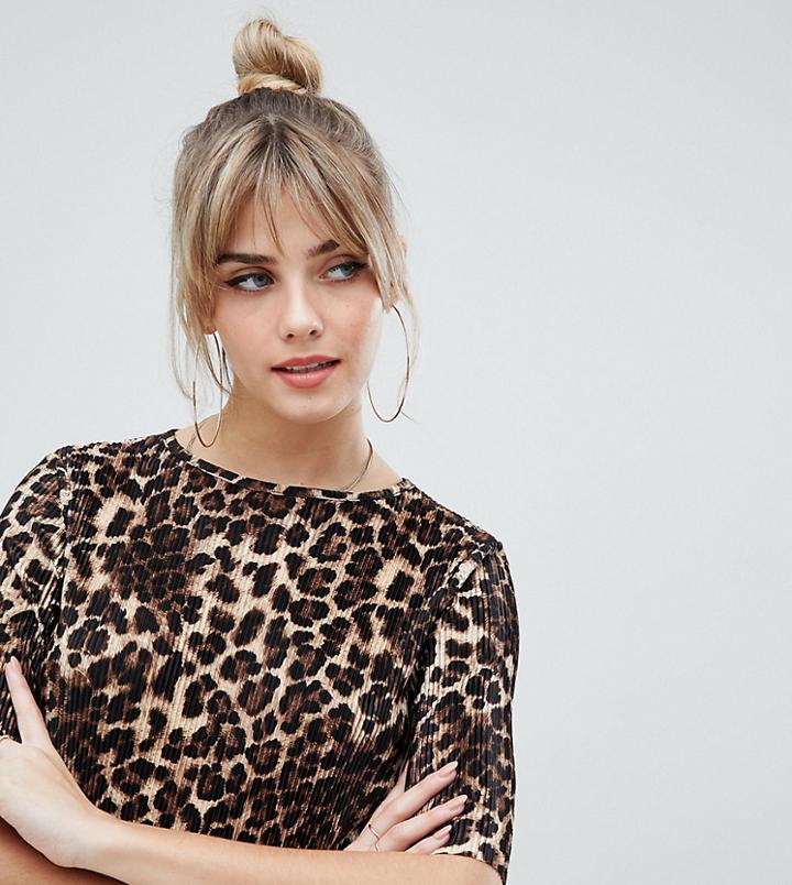 Prettylittlething Plisse T-shirt In Leopard - Brown