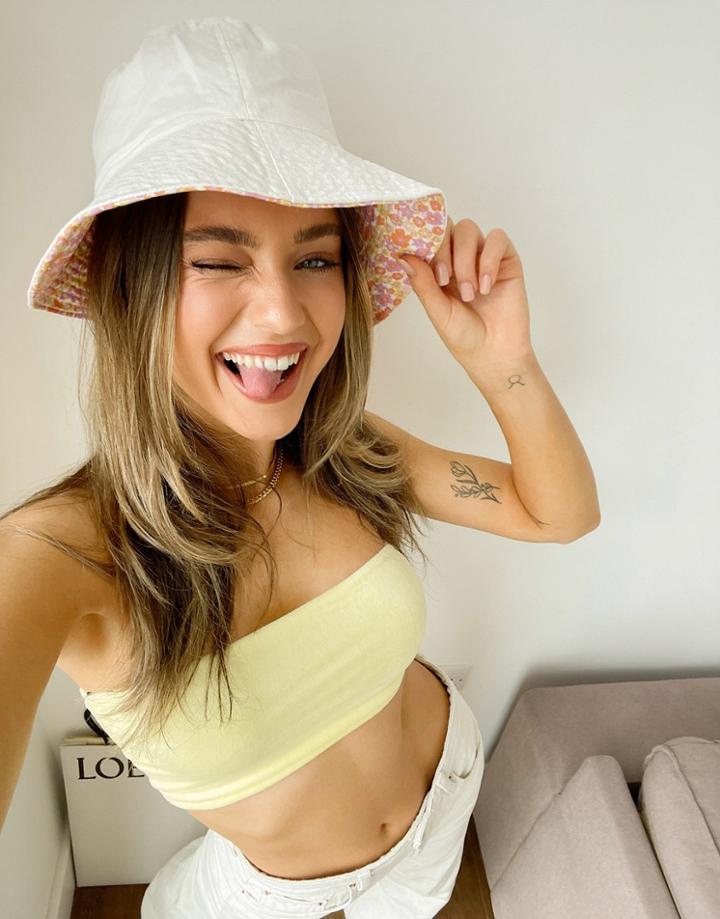 Stradivarius Floral Reversible Bucket Hat-multi