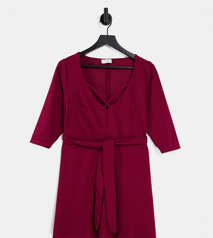 Yours Cross Front Peplum Top In Burgundy-red