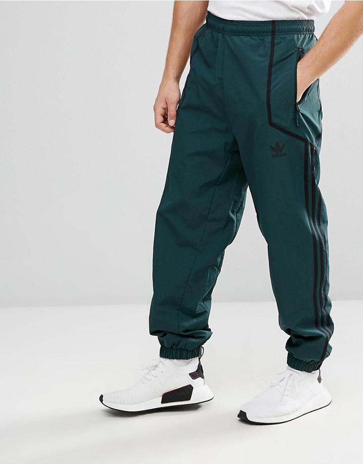 Adidas Originals Chicago Pack Taped Wind Jogger In Green Br5085 - Green