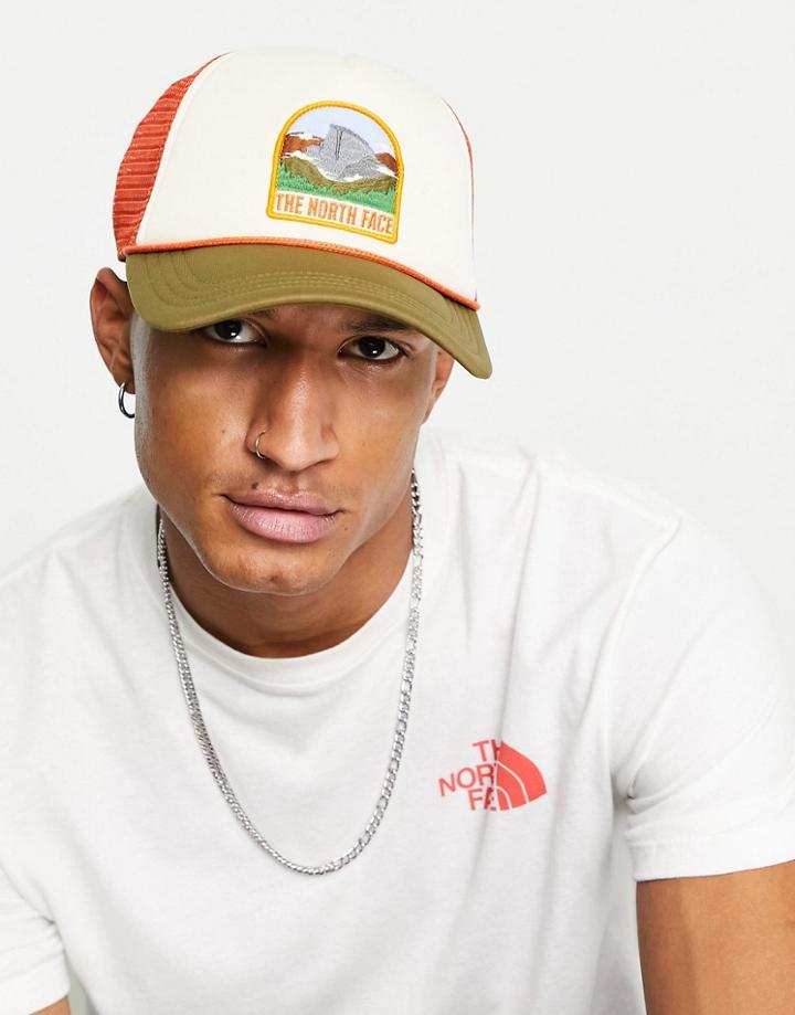 The North Face Valley Trucker Cap In Cream-white