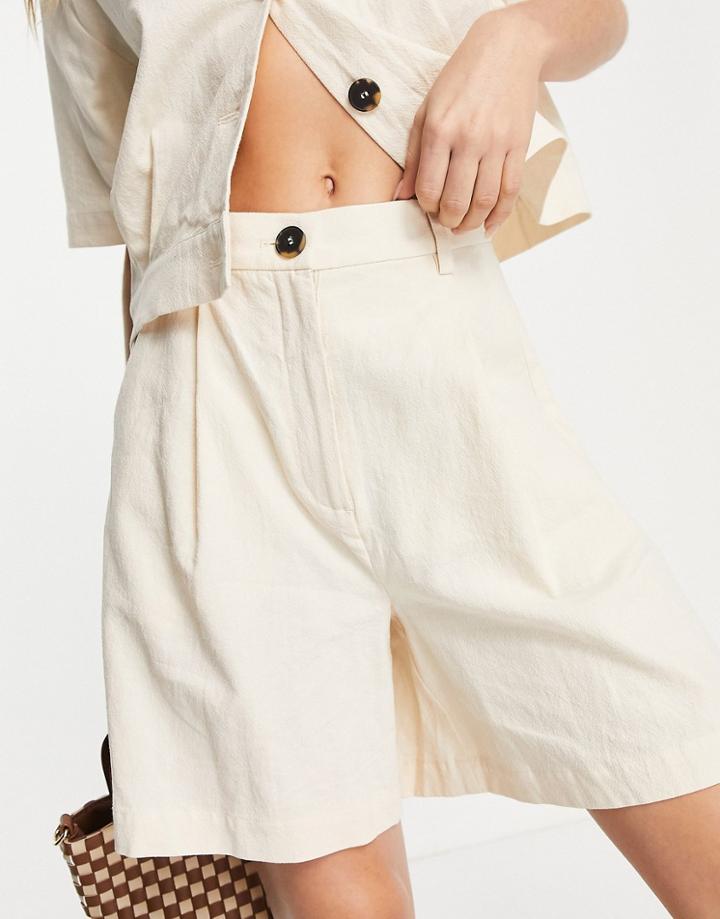 Selected Femme Linen Mix City Short In Ecru - Part Of A Set-white